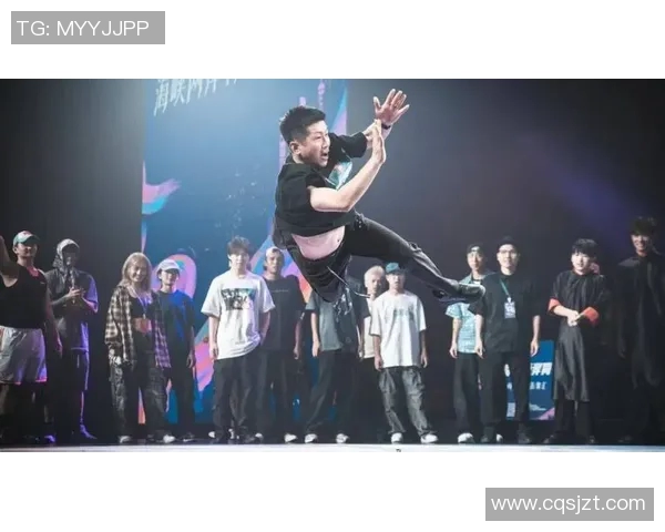 实时新闻南京街舞队灵活性探秘舞动城市节奏与青春活力的完美结合